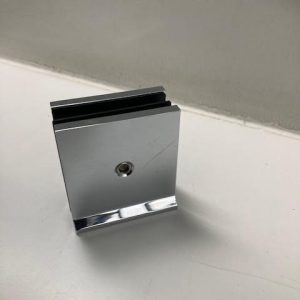 Matala lasin kannatusjalka